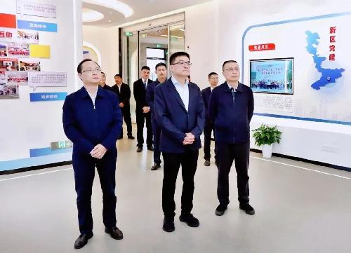 梁桂調(diào)研贛江新區(qū)時(shí)強(qiáng)調(diào)：著力構(gòu)建競爭優(yōu)勢突出、具有新區(qū)特色的現(xiàn)代產(chǎn)業(yè)體系，持續(xù)為新區(qū)高質(zhì)量跨越式發(fā)展提供強(qiáng)勁支撐